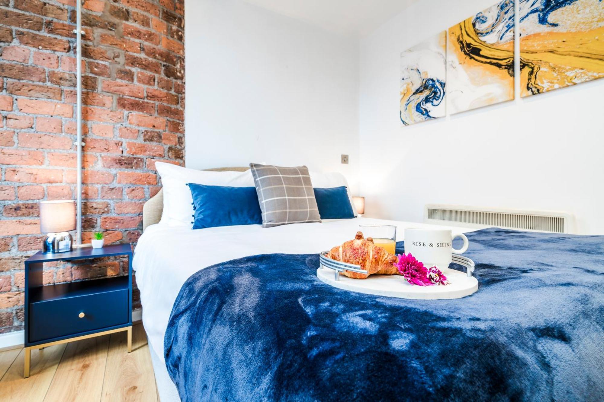 Cavern Quarters, Beautiful Two Bedroom City Centre Apartment By Garudy Serviced Apartments And Short Lets - Perfect For Longer Stays Liverpool Exterior foto