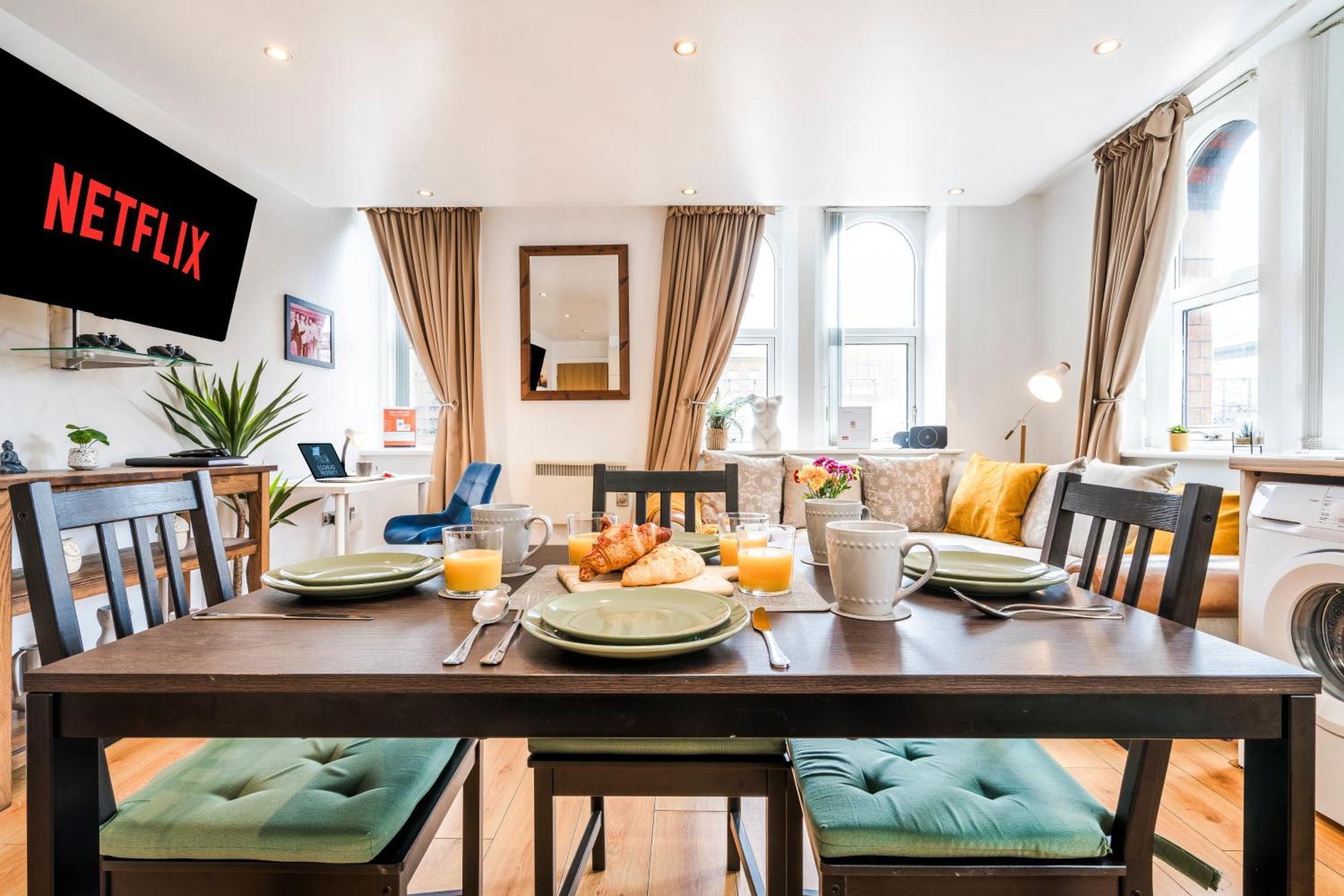 Cavern Quarters, Beautiful Two Bedroom City Centre Apartment By Garudy Serviced Apartments And Short Lets - Perfect For Longer Stays Liverpool Exterior foto