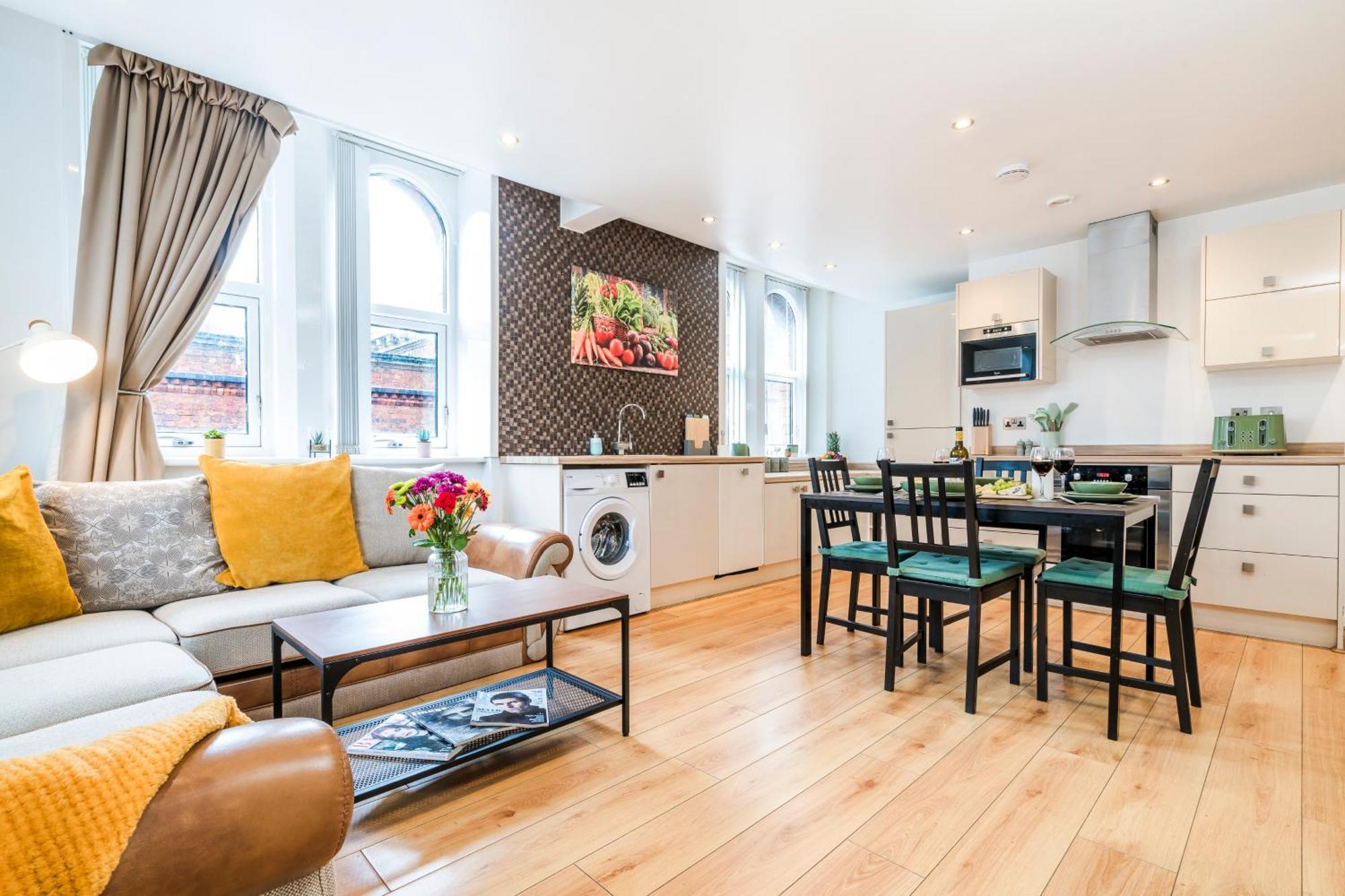 Cavern Quarters, Beautiful Two Bedroom City Centre Apartment By Garudy Serviced Apartments And Short Lets - Perfect For Longer Stays Liverpool Exterior foto